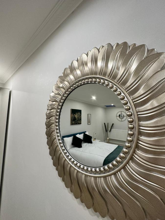 Luxury Studio Apartment Harrow on the Hill Exterior foto