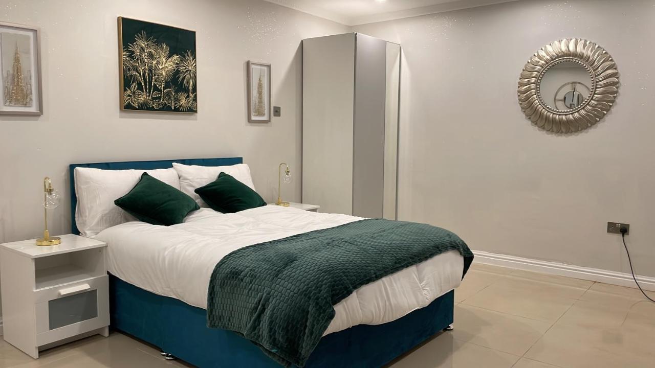 Luxury Studio Apartment Harrow on the Hill Exterior foto