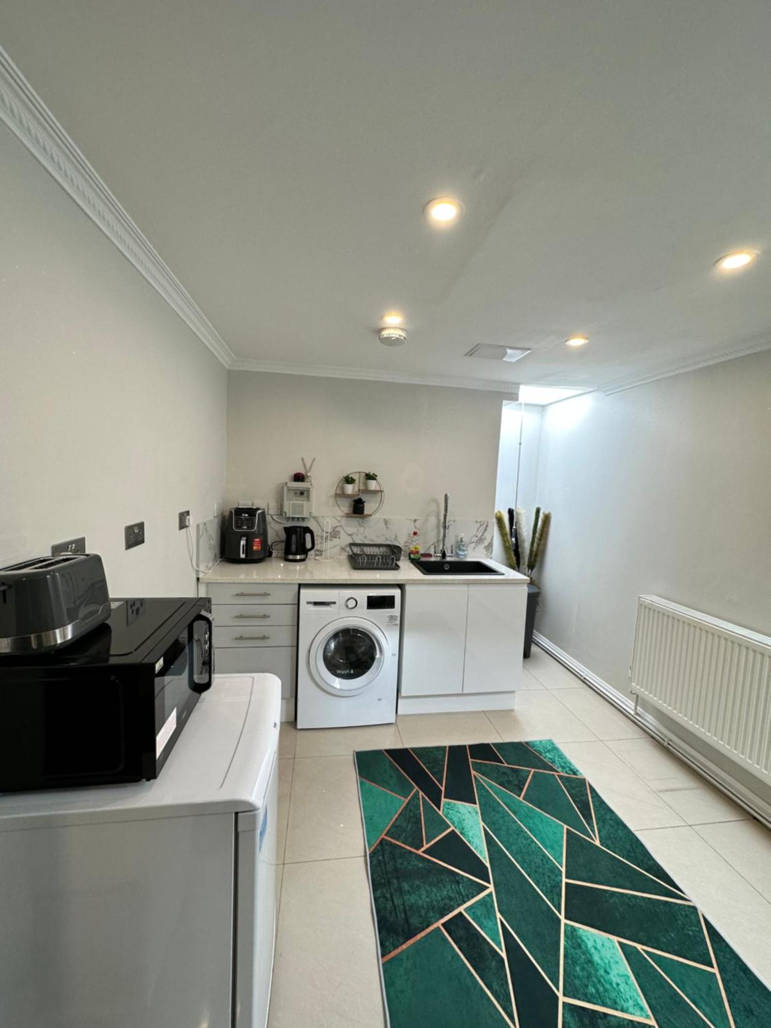 Luxury Studio Apartment Harrow on the Hill Exterior foto