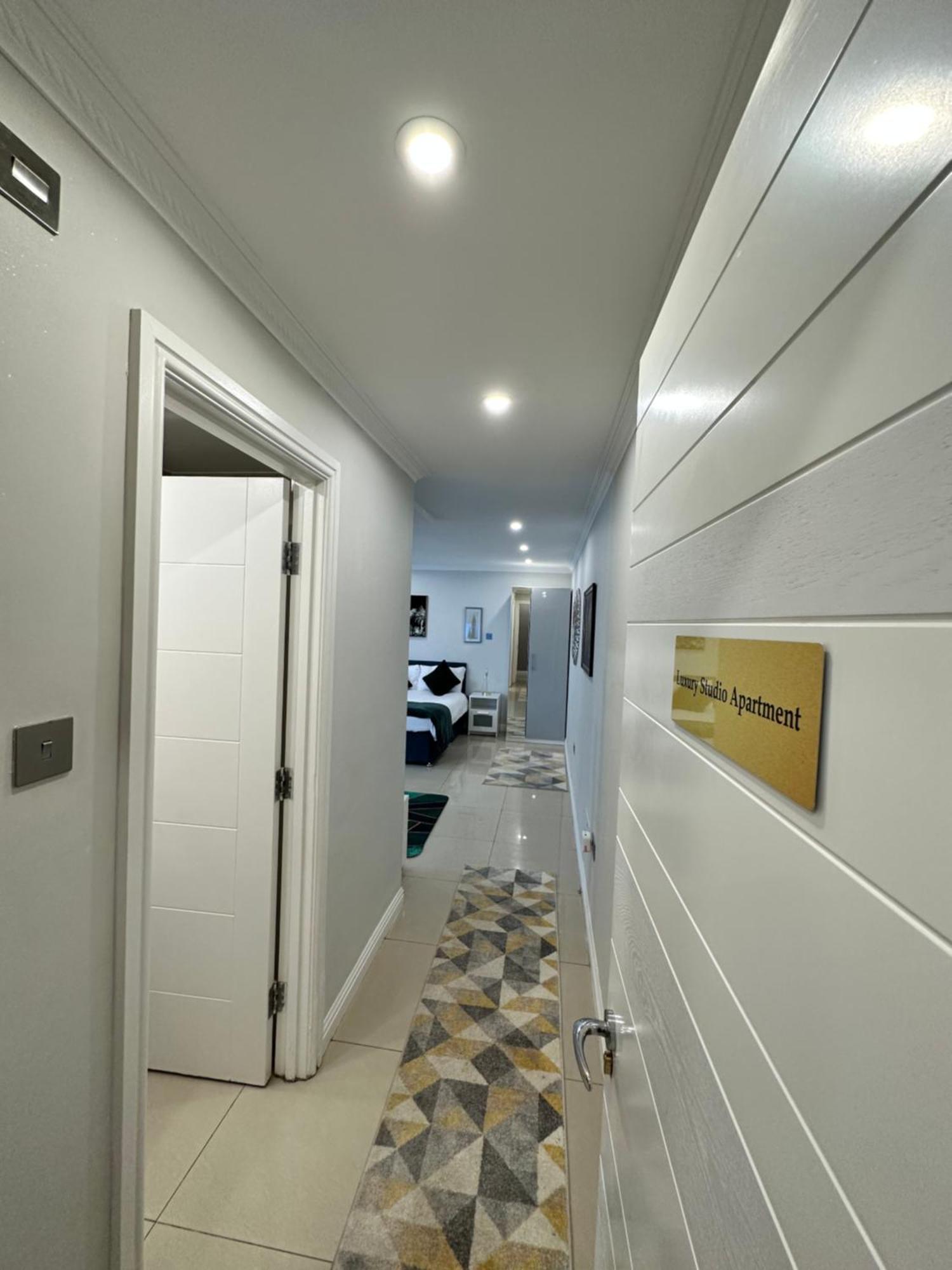 Luxury Studio Apartment Harrow on the Hill Exterior foto