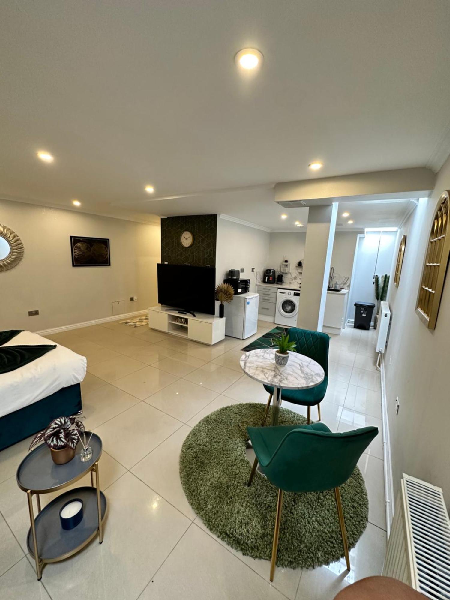 Luxury Studio Apartment Harrow on the Hill Exterior foto