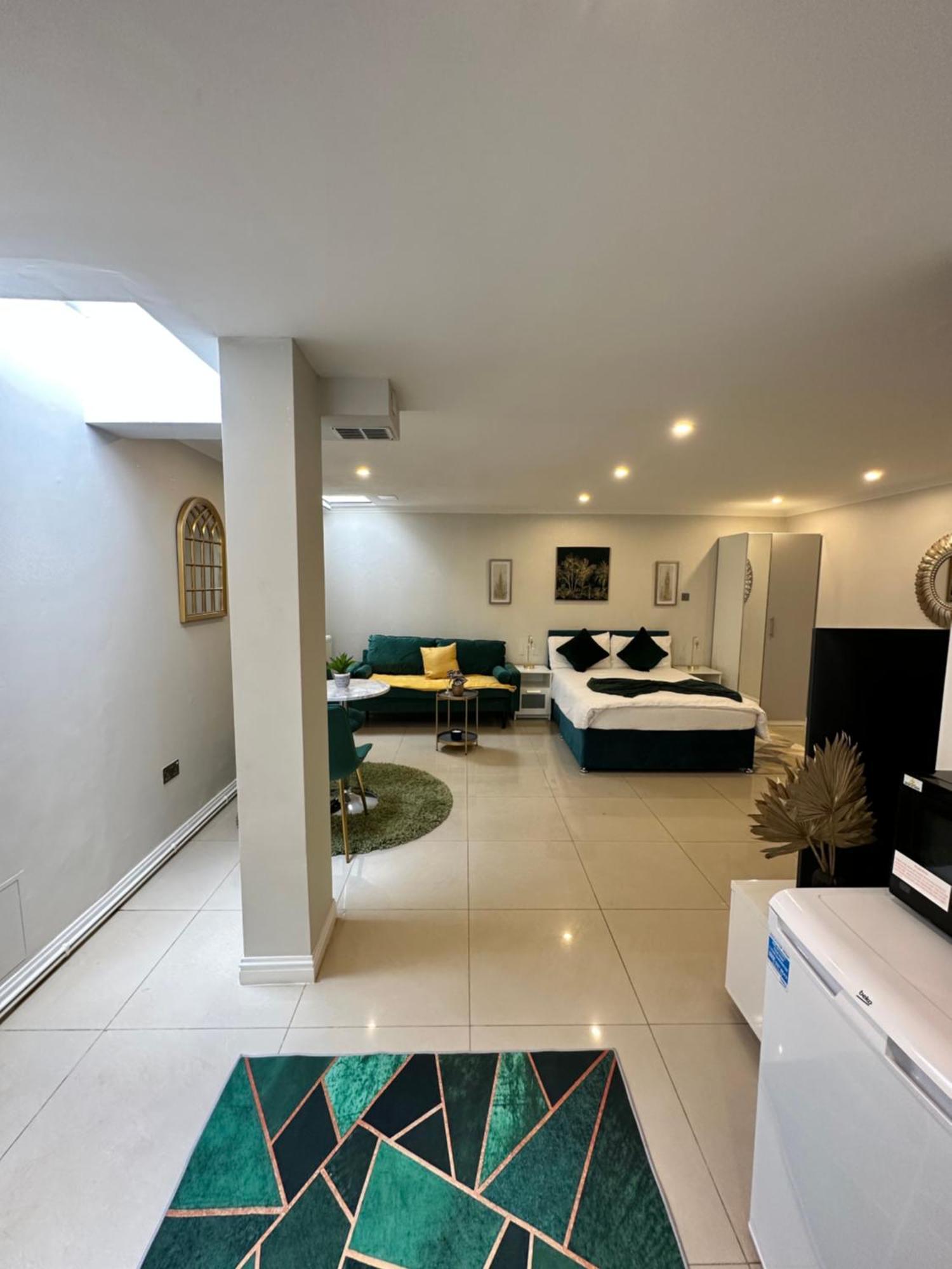 Luxury Studio Apartment Harrow on the Hill Exterior foto